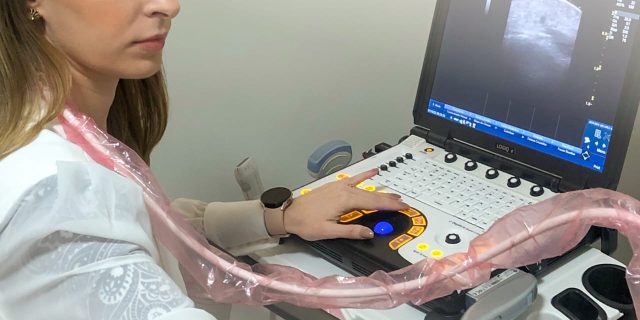 Ultrassom dermatológico para mapeamento facial